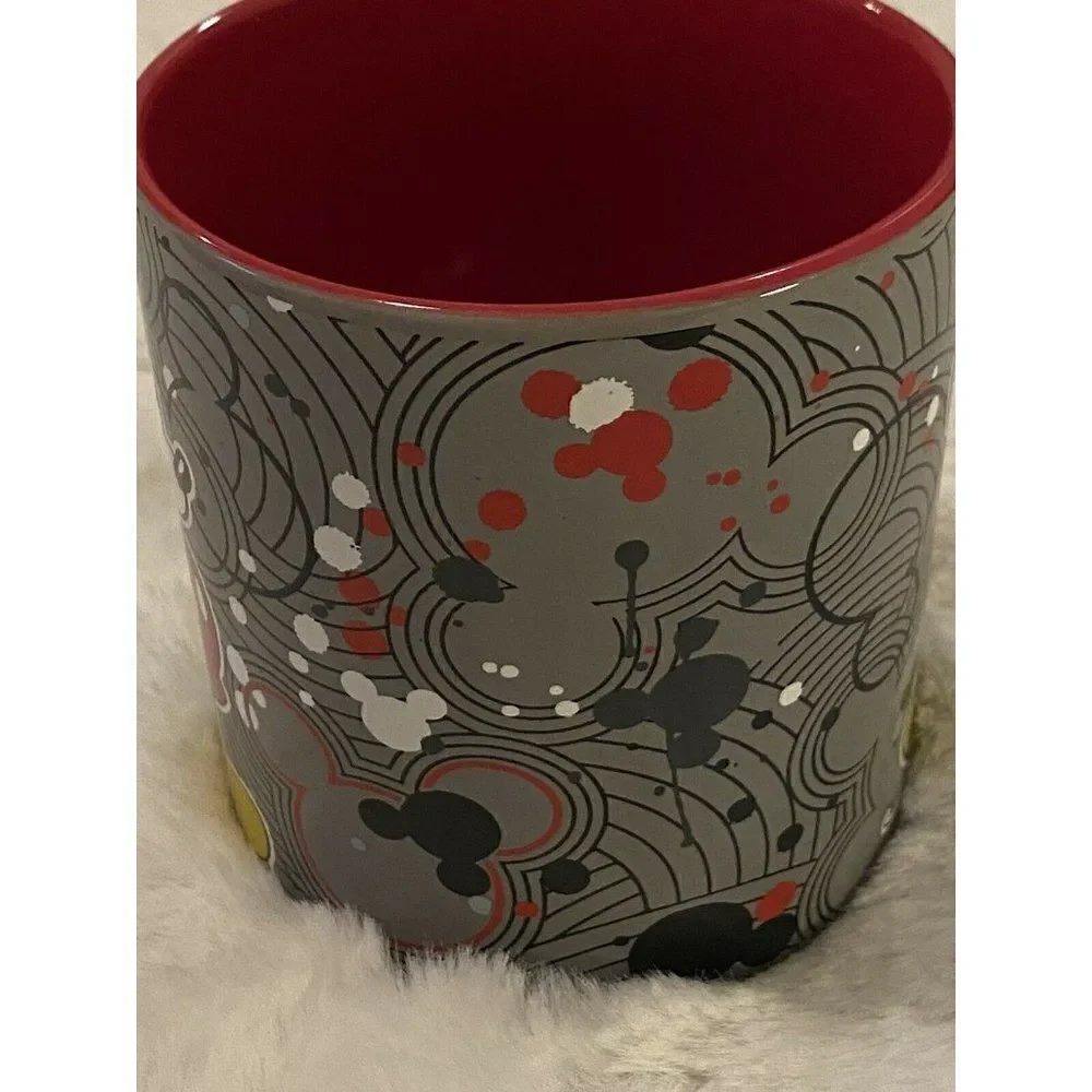 NEW 20 oz Disney Authentic MICKEY MOUSE Large Mug‎